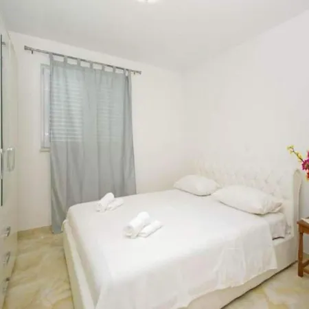 Appartement In *