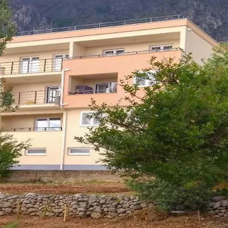 Appartement In Makarska